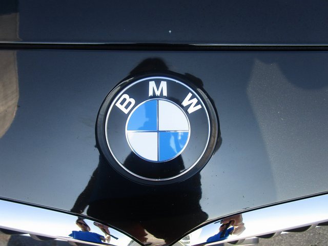 Vehicle image 20 of 24