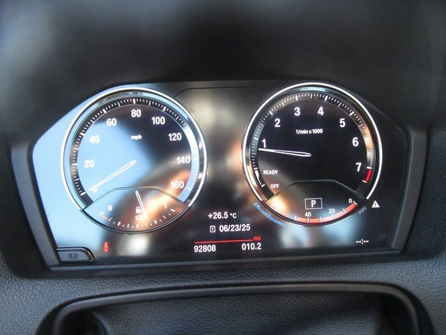 Vehicle image 13 of 24
