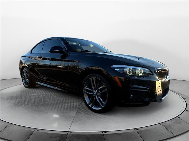 Vehicle image 3 of 16