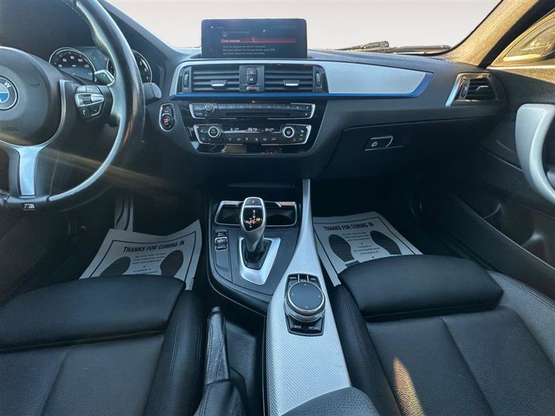 Vehicle image 12 of 16