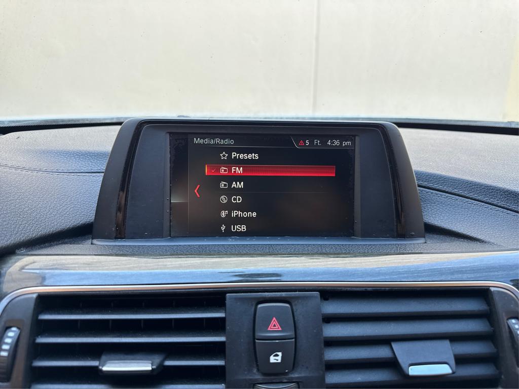 Vehicle image 14 of 23