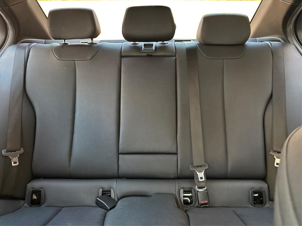 Vehicle image 15 of 23