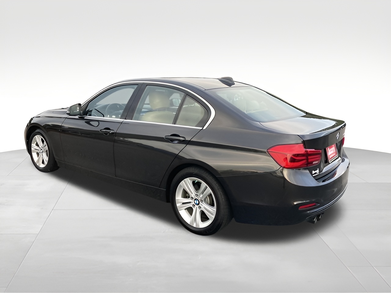 Vehicle image 38 of 39