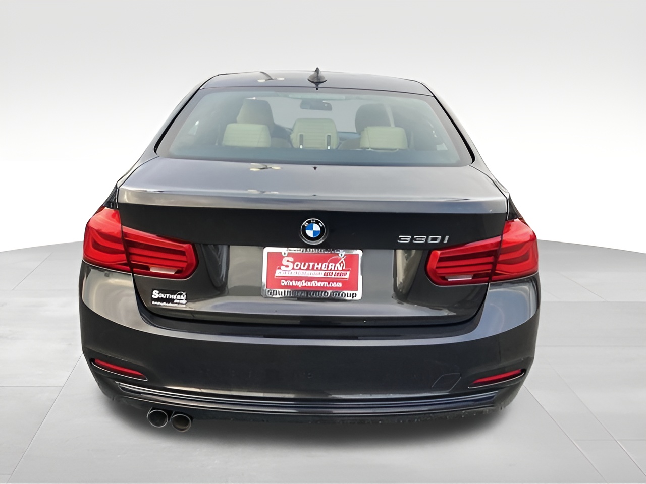 Vehicle image 37 of 39