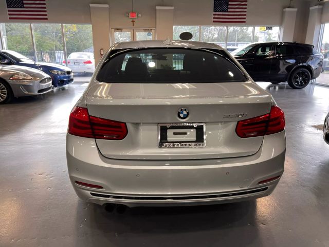 Vehicle image 7 of 35