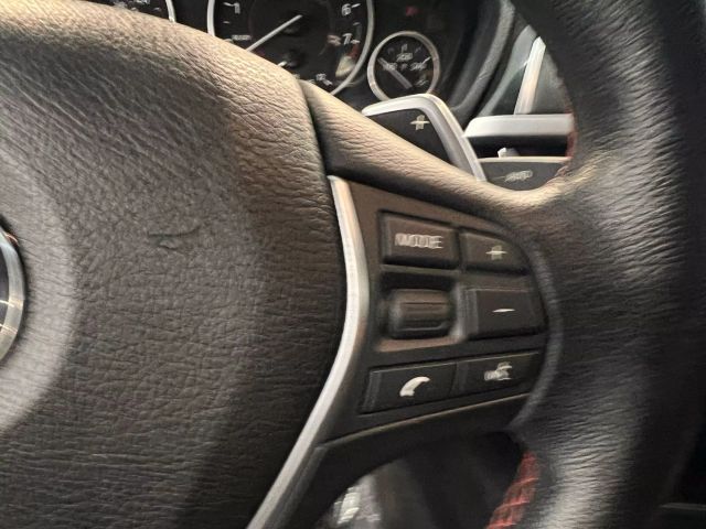 Vehicle image 21 of 35