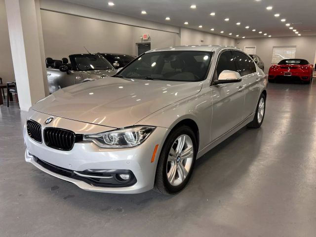 Vehicle image 2 of 35