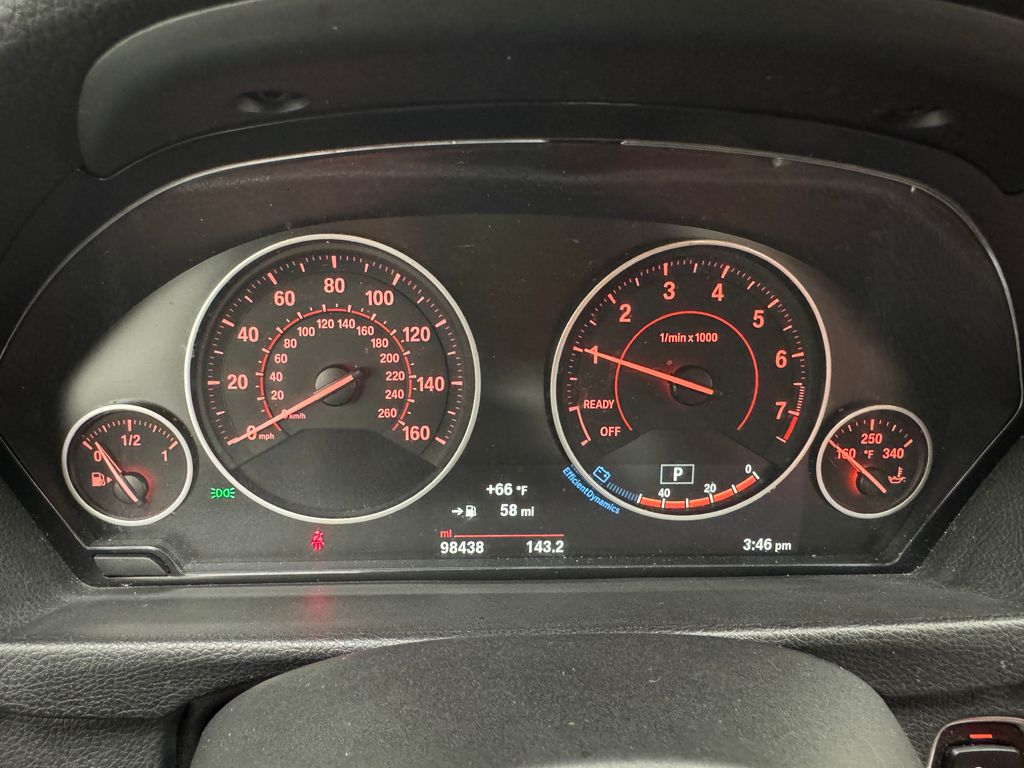 Vehicle image 20 of 44