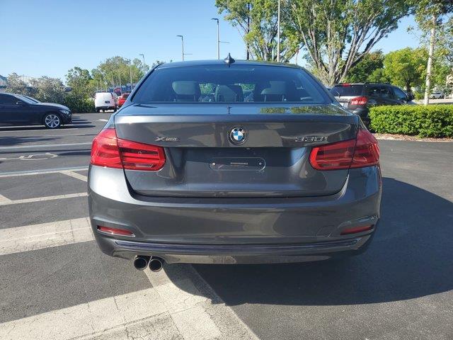 Vehicle image 5 of 31