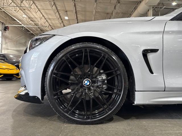 Vehicle image 36 of 90