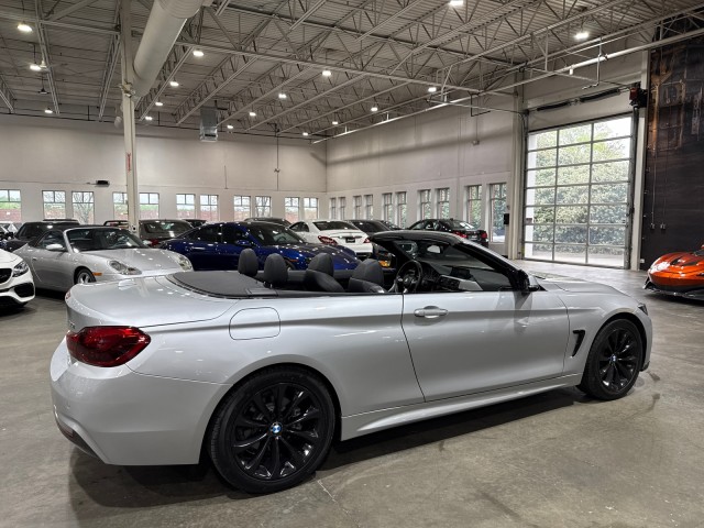 Vehicle image 11 of 90