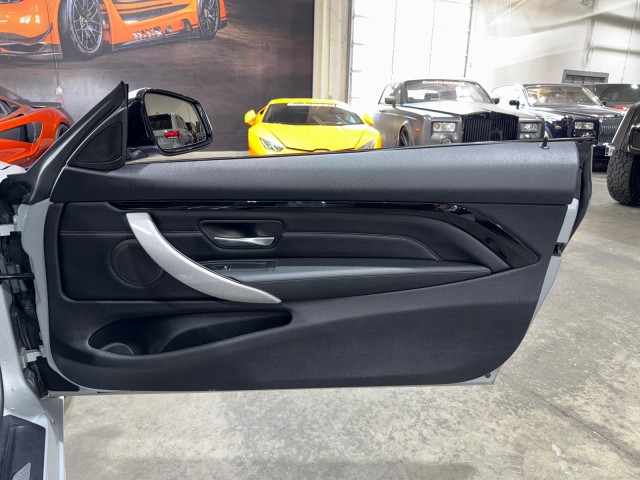 Vehicle image 72 of 90