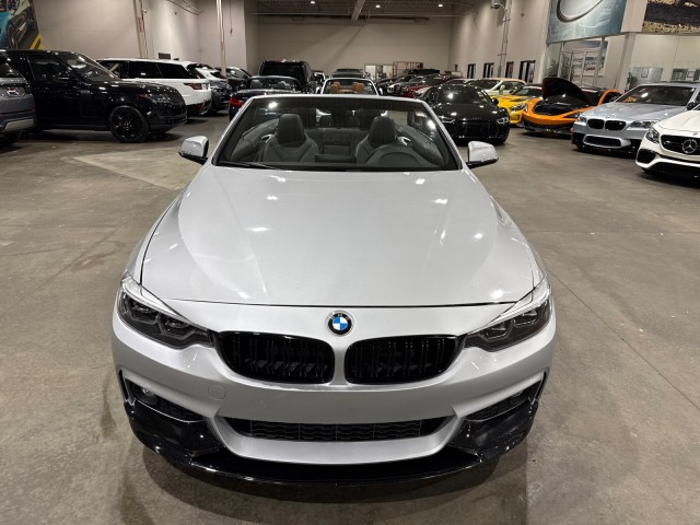 Vehicle image 6 of 90