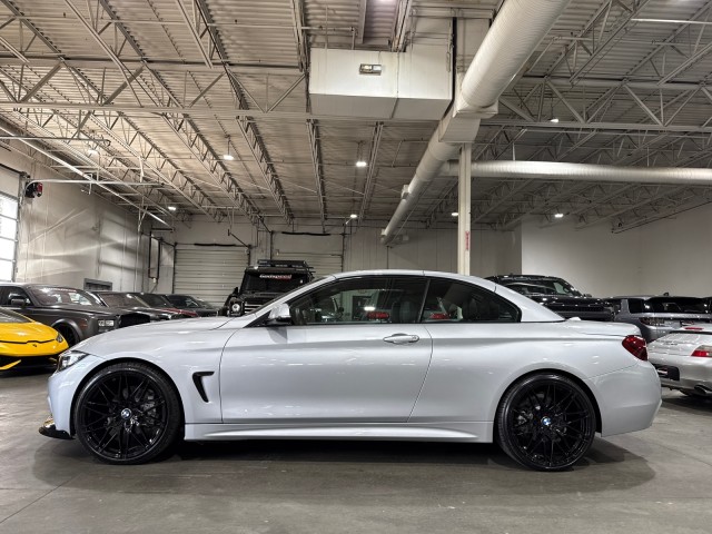 Vehicle image 22 of 90