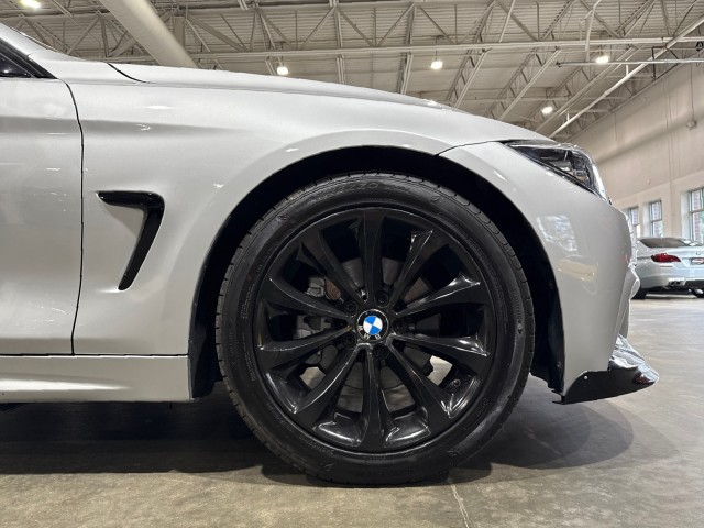 Vehicle image 37 of 90