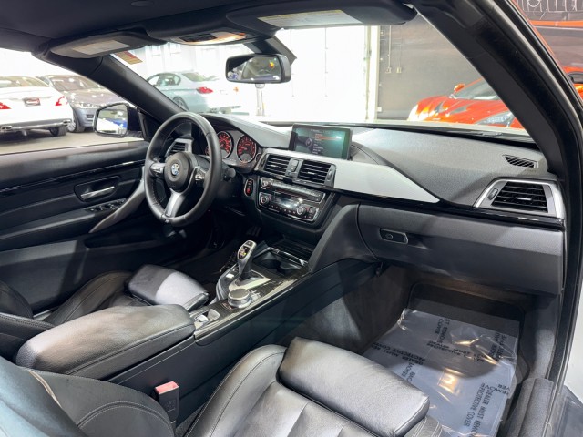 Vehicle image 71 of 90