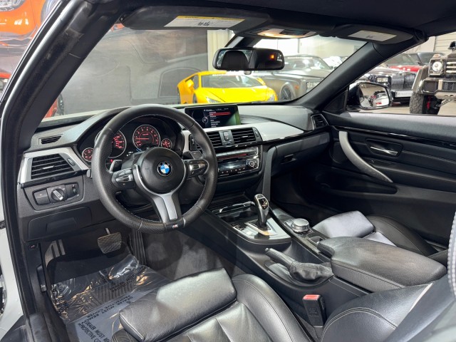 Vehicle image 52 of 90