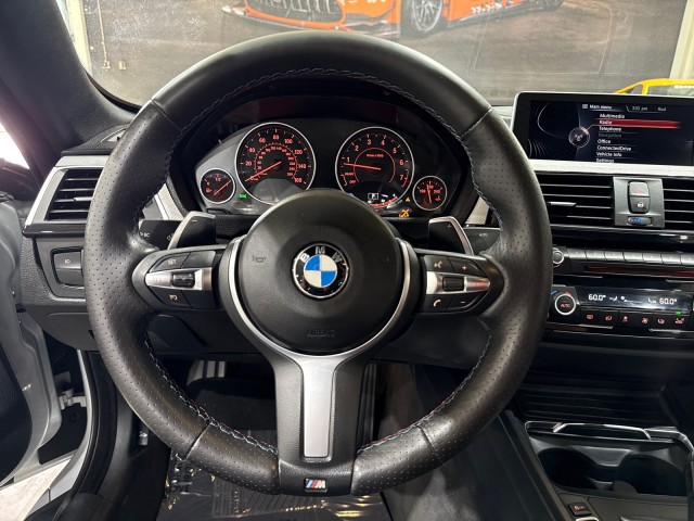 Vehicle image 74 of 90