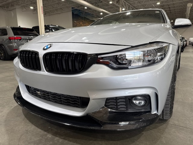 Vehicle image 40 of 90