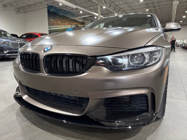Vehicle image 40 of 92