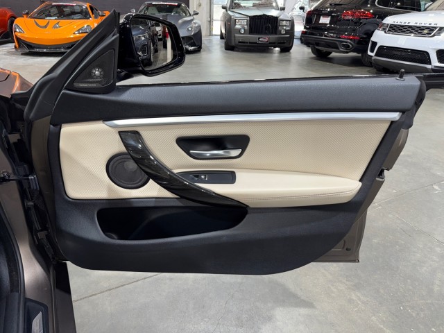 Vehicle image 71 of 92