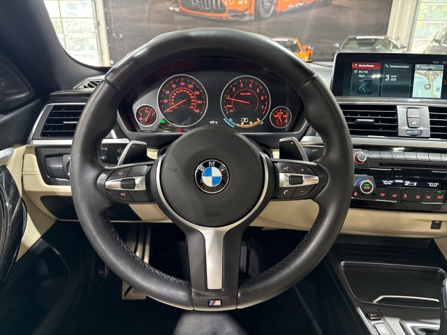 Vehicle image 73 of 92