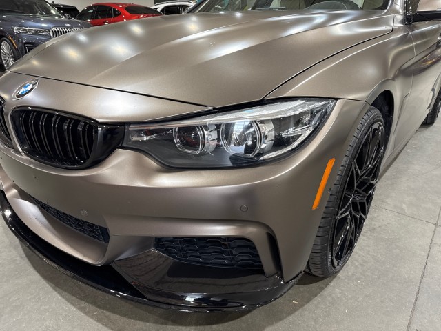 Vehicle image 43 of 92