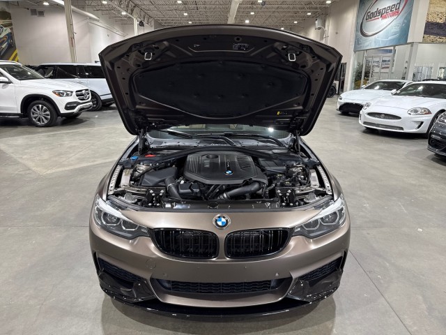 Vehicle image 34 of 92