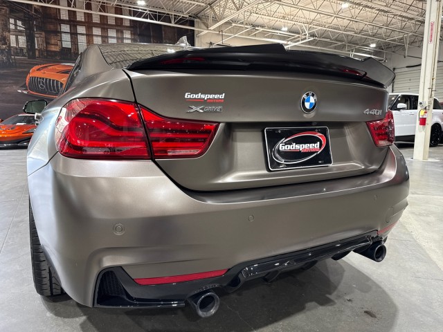 Vehicle image 15 of 92