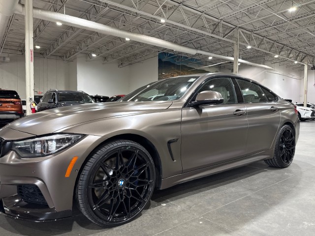 Vehicle image 4 of 92
