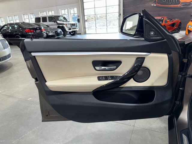 Vehicle image 49 of 92