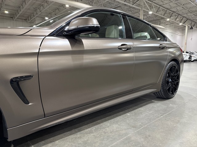 Vehicle image 12 of 92