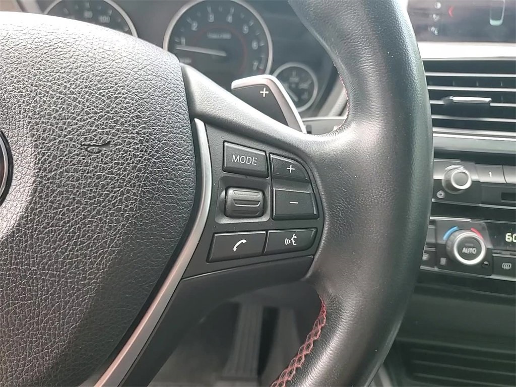 Vehicle image 16 of 24