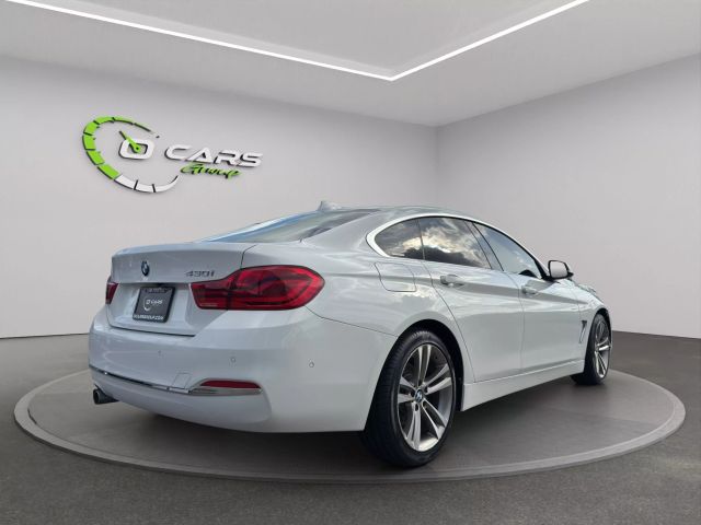 Vehicle image 5 of 31