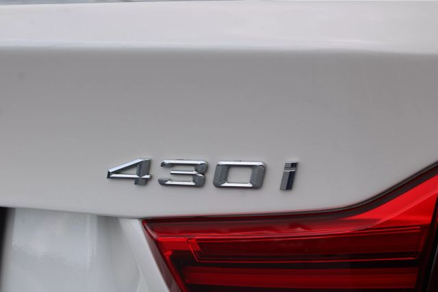 Vehicle image 36 of 41
