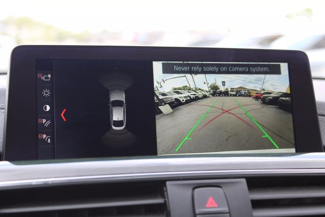 Vehicle image 11 of 41