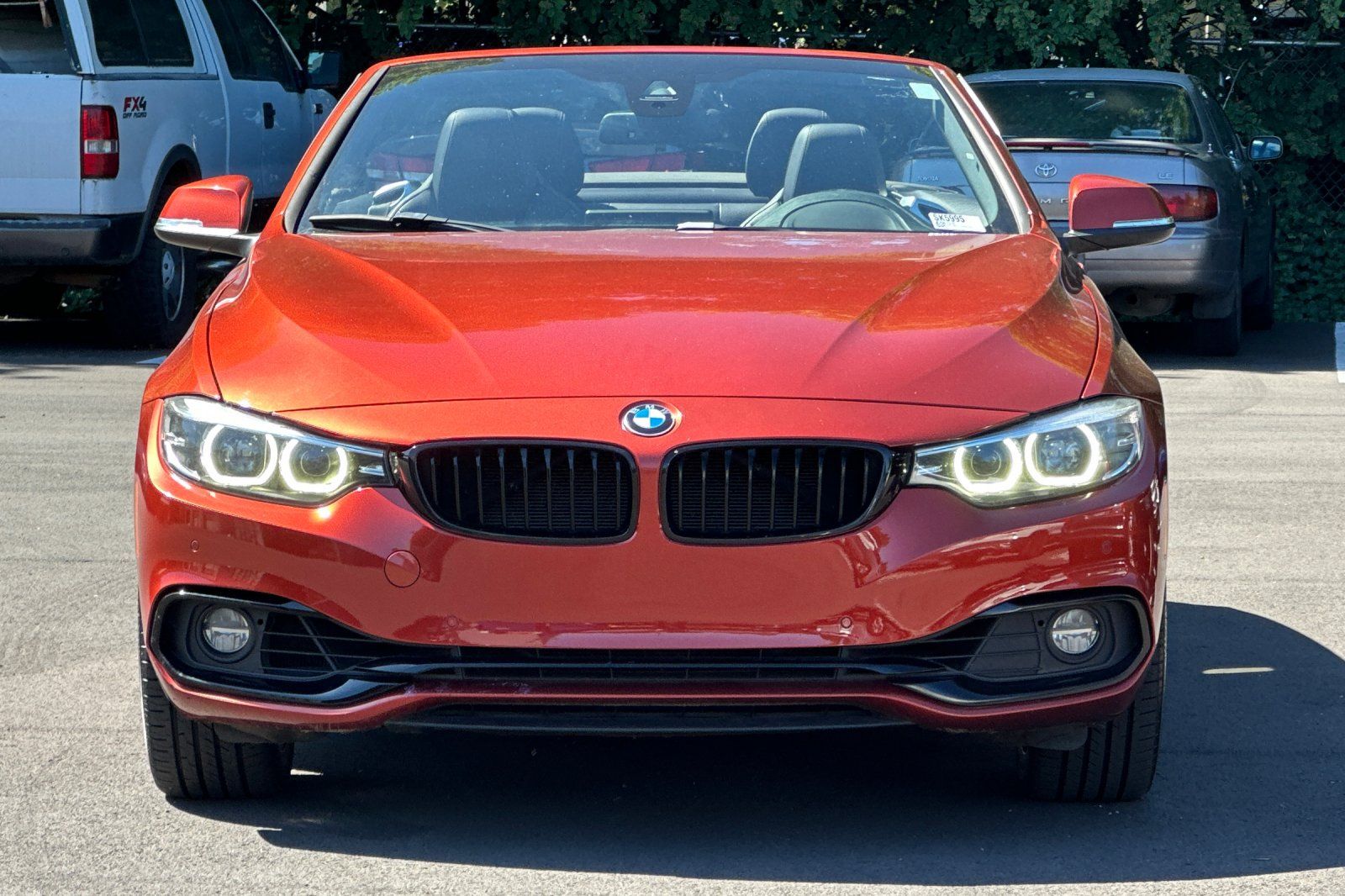 2018 BMW 4 Series 440i xDrive Image 2 of 38