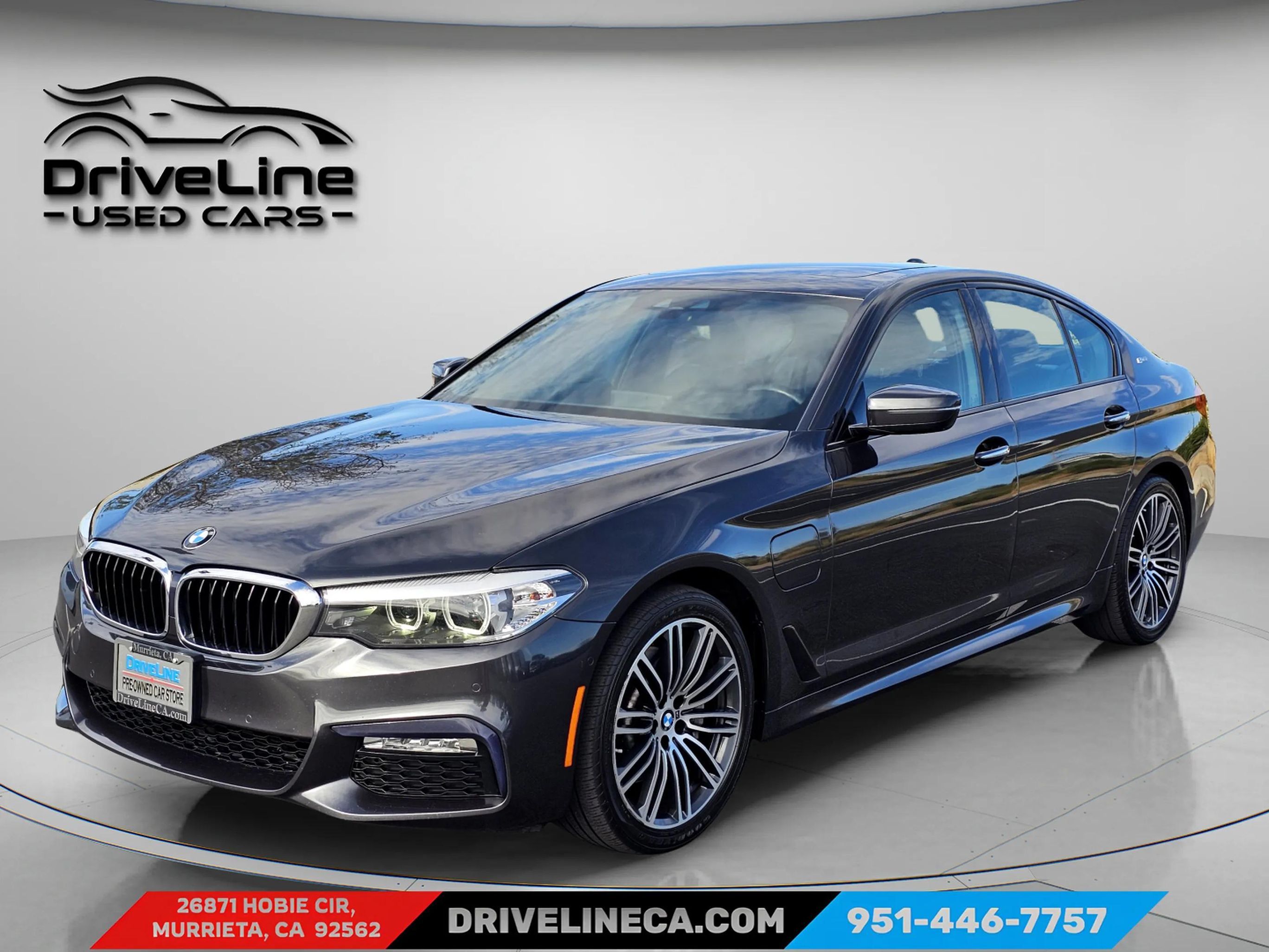2018 BMW 5 Series 530e iPerformance Image 1 of 39