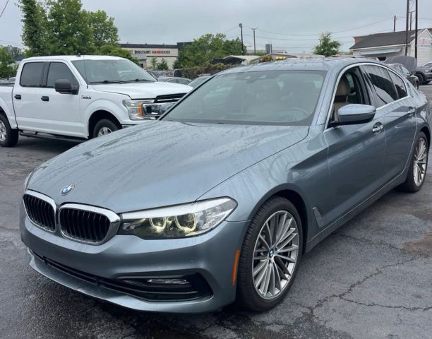 2018 BMW 5 Series 530i Image 1 of 5