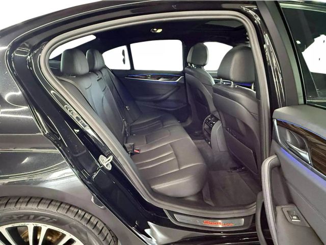 Vehicle image 12 of 23