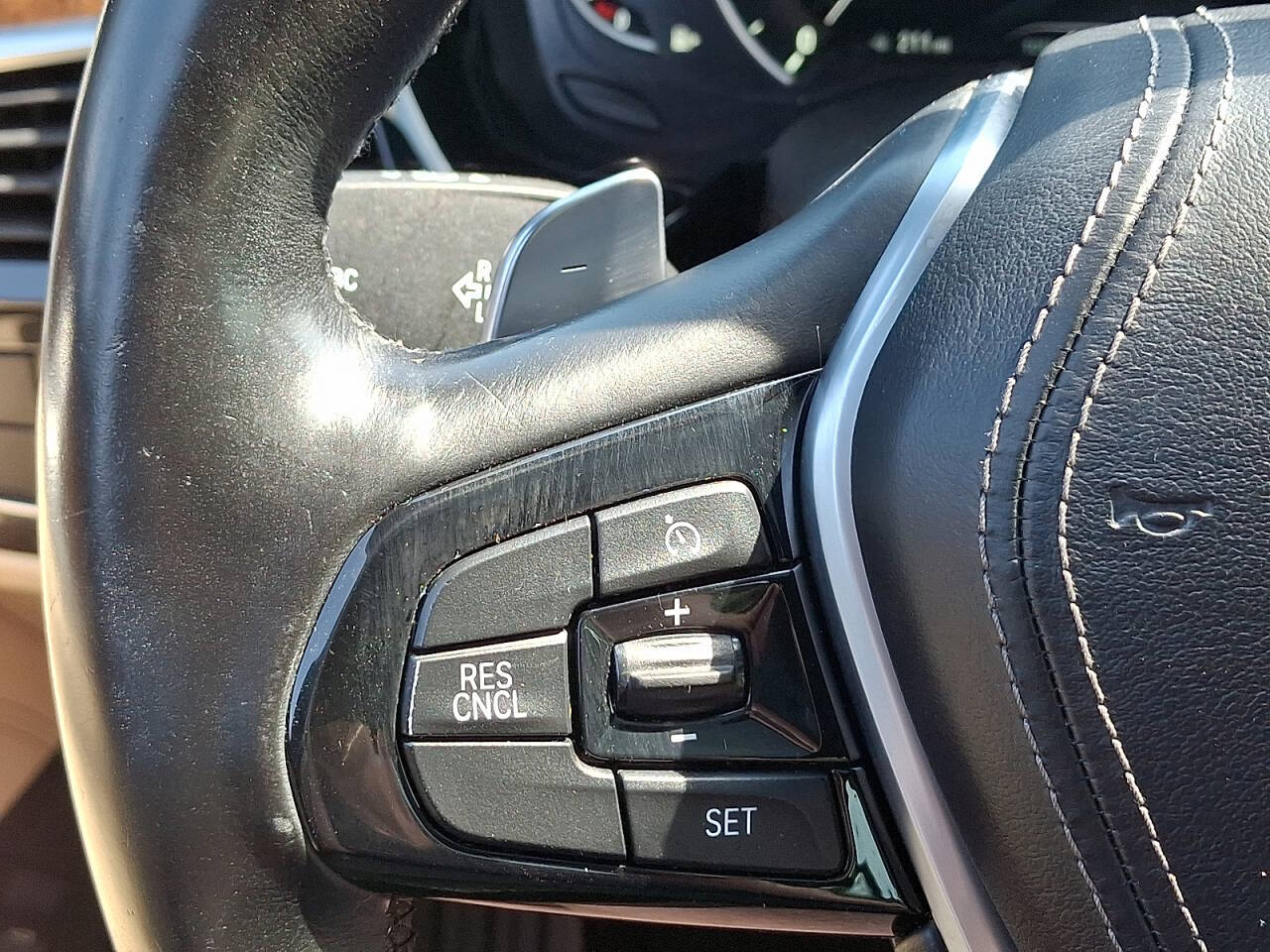 Vehicle image 29 of 30