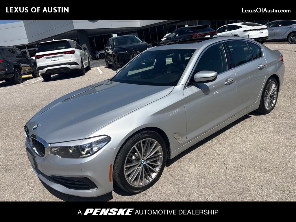2018 BMW 5 Series 540i Image 1 of 21