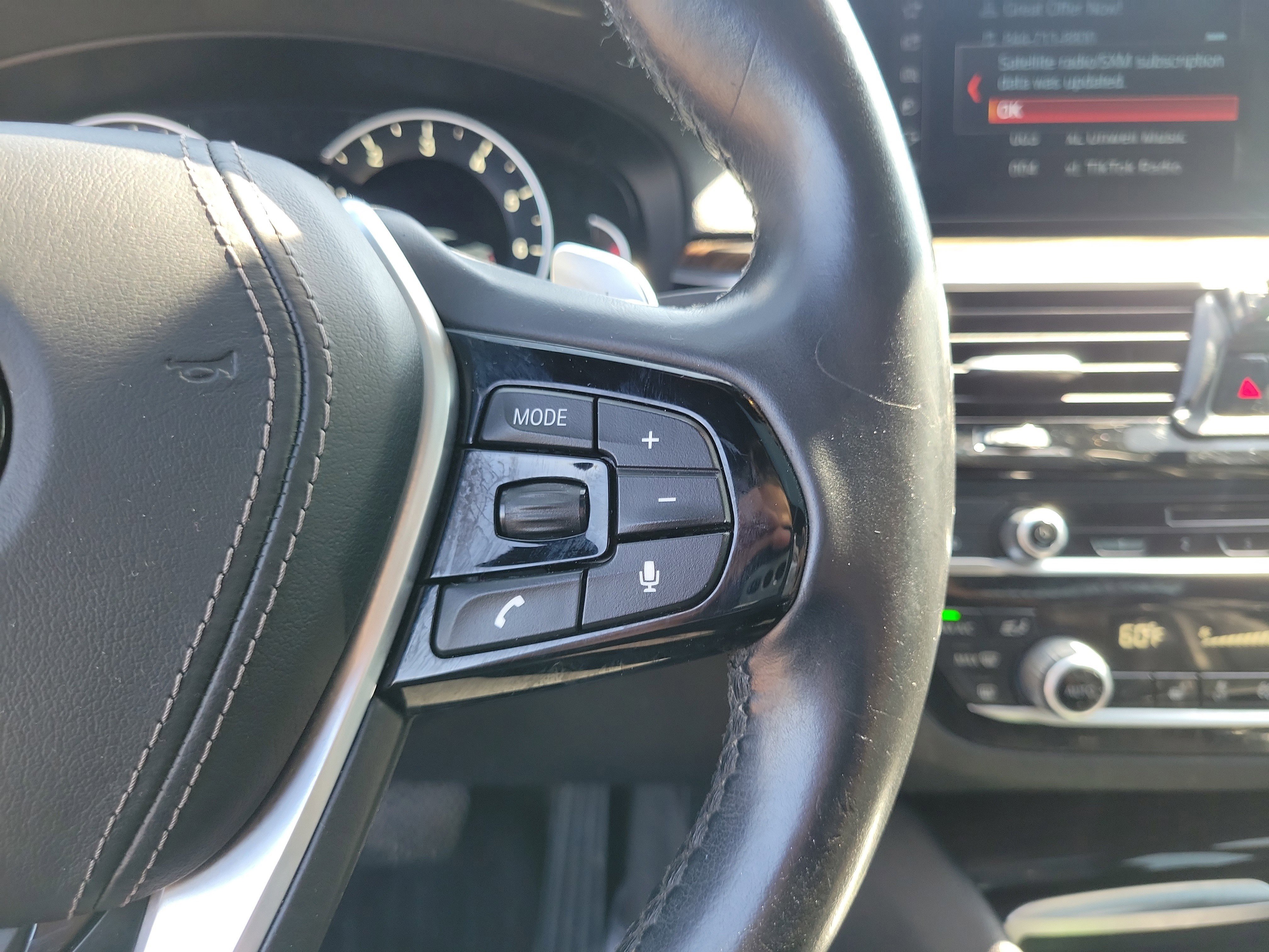 Vehicle image 25 of 30