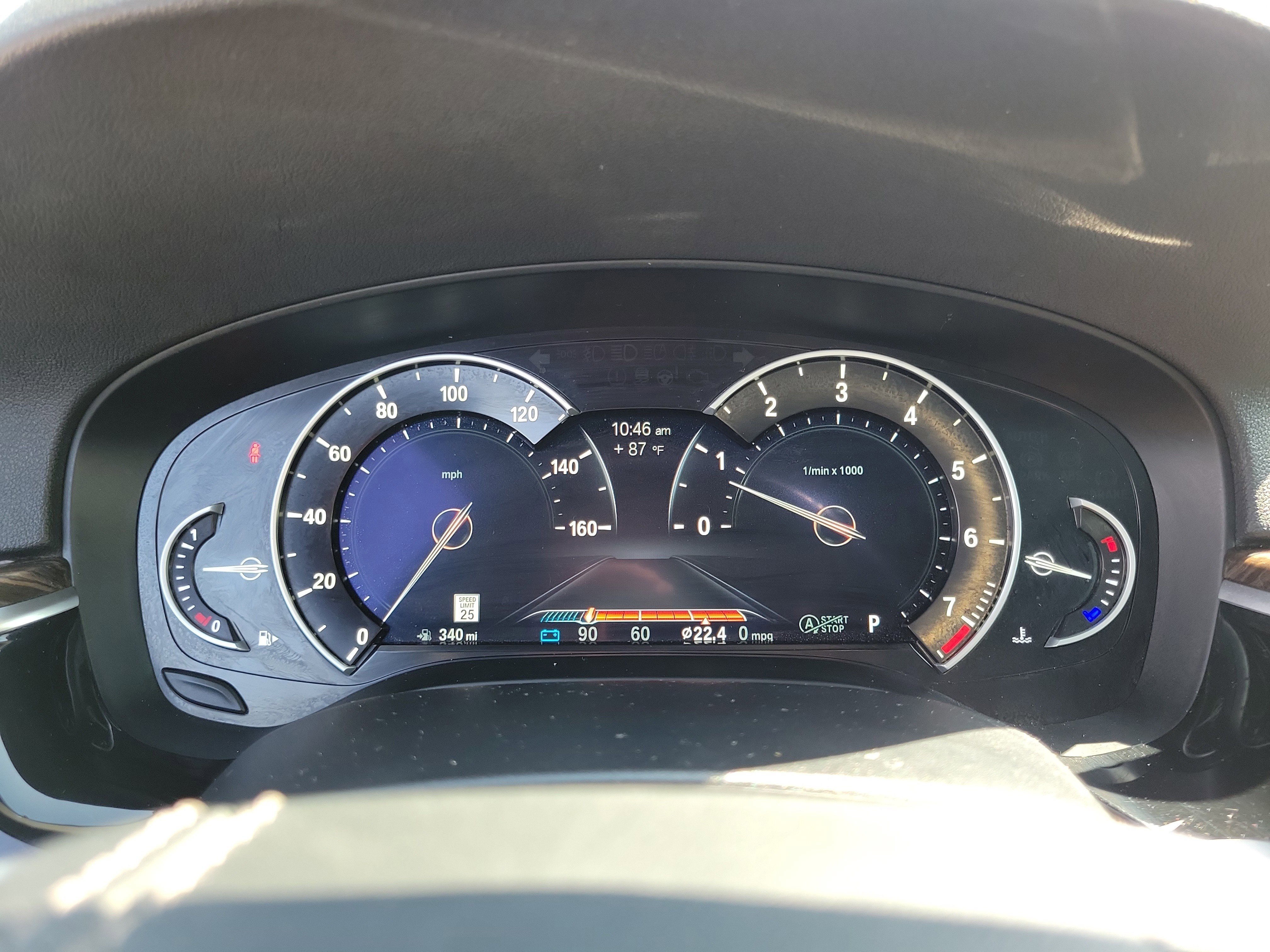 Vehicle image 14 of 30