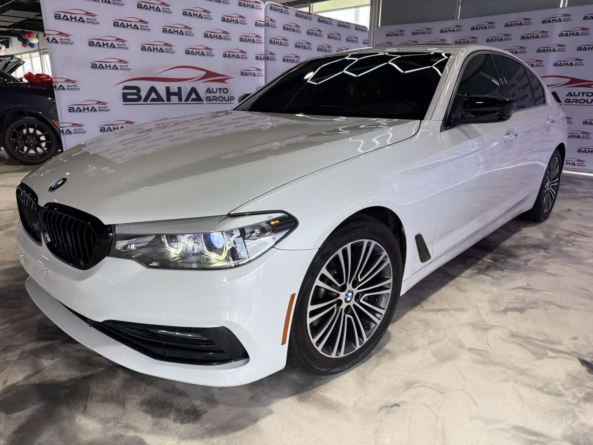 Vehicle image 2 of 73