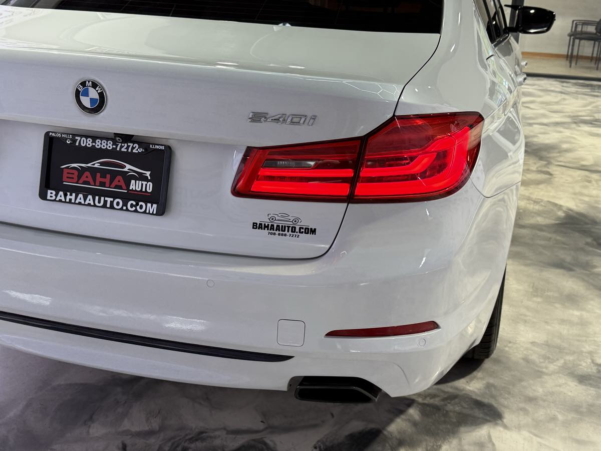 Vehicle image 19 of 73