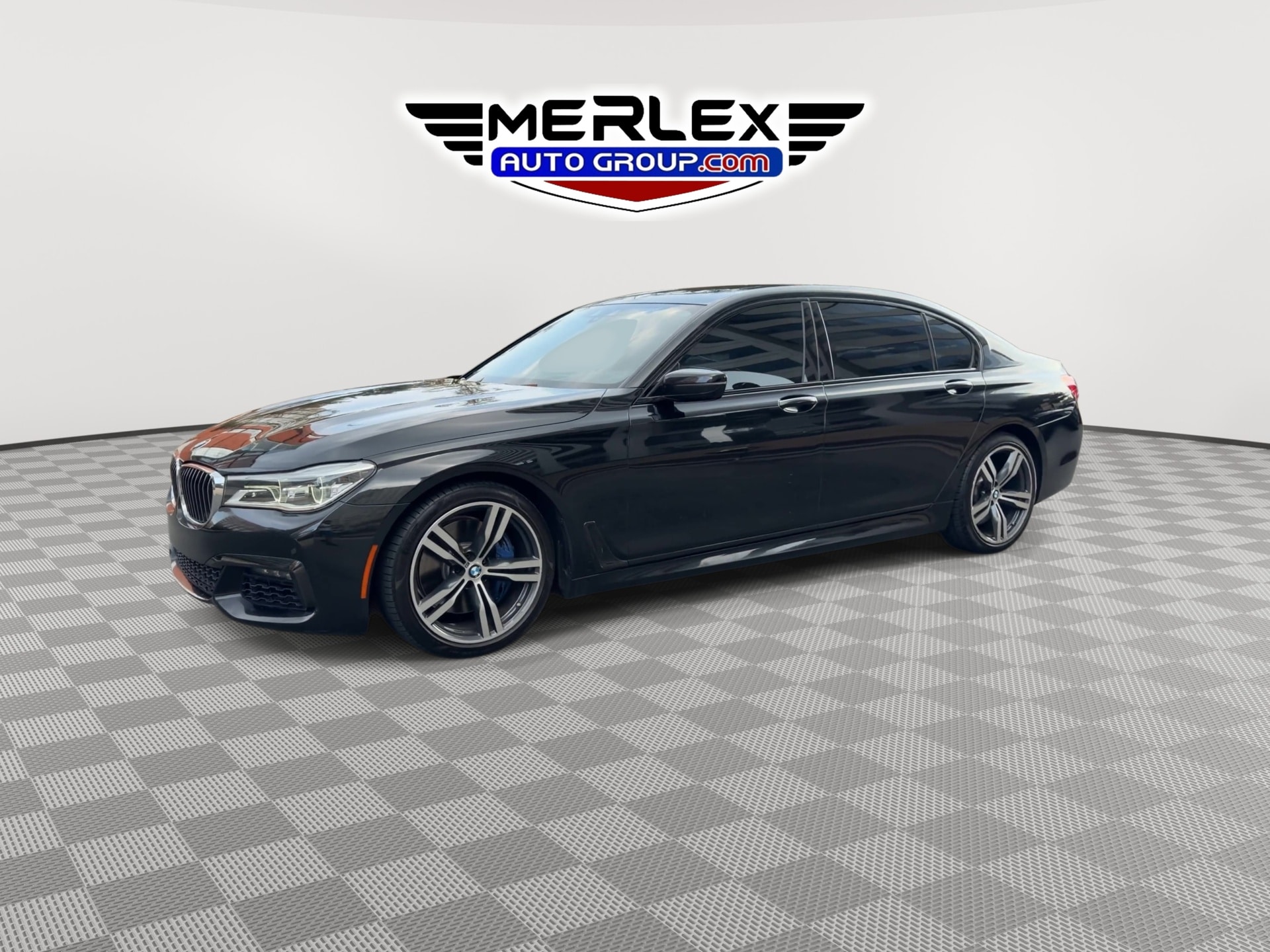 2018 BMW 7 Series 750i Image 1 of 30