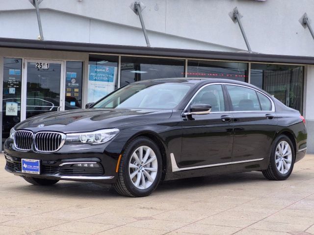 2018 BMW 7 Series 740i Image 1 of 42
