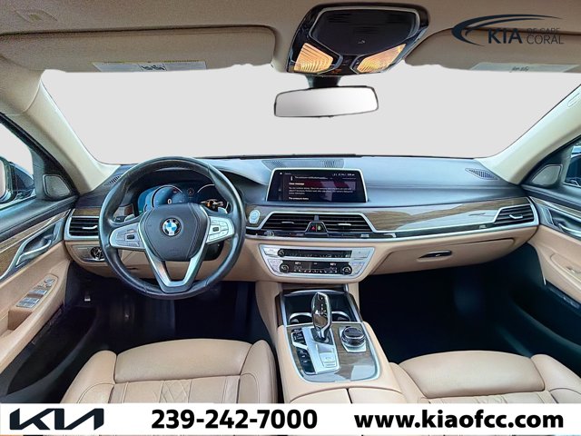 2018 BMW 7 Series 750i xDrive Image 13 of 40