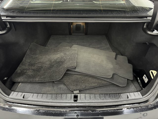 Vehicle image 13 of 39